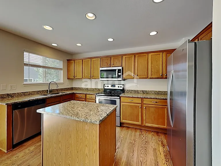 11852 Altura St — Photo 3