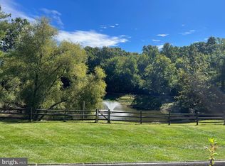 3707 Davis Ct, Chester Springs, PA 19425