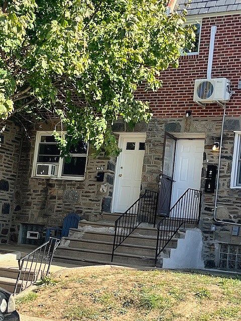 1st image of 6931 Oakland St #1