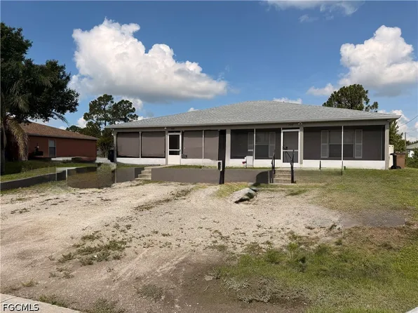 200/202 Ichabod Ave, Lehigh Acres, FL 33973