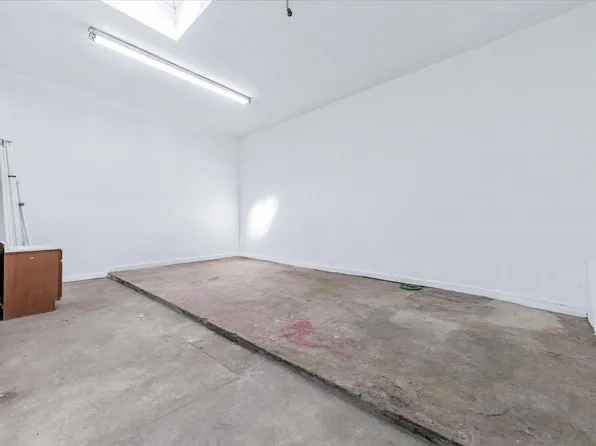 1601 Saint John's Place image 11 of 22