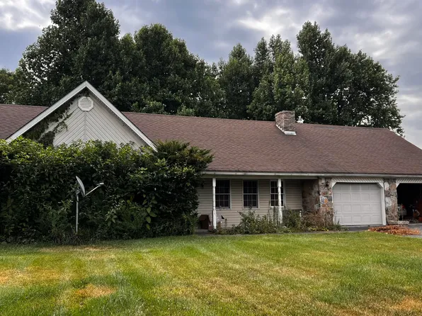 22 Countryside Ests, Waynesburg, KY 40489