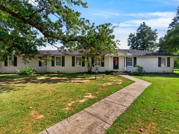 1505 Doris Dr, Cookeville, TN 38501
