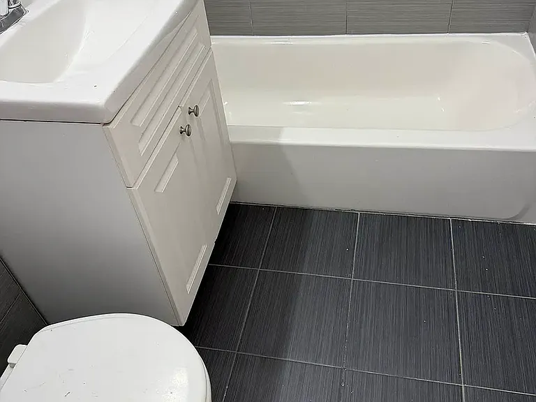 11135 75th Ave #65 — Photo 9