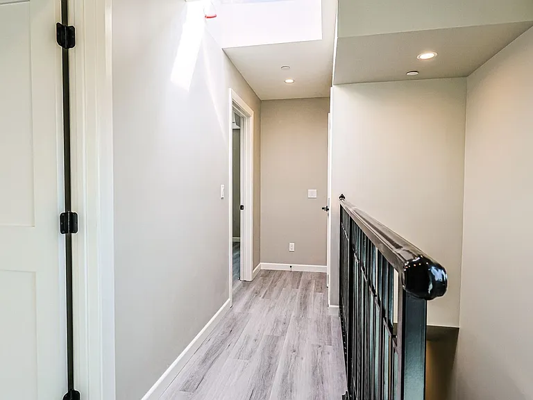 5261 Harmony Ave — Photo 10
