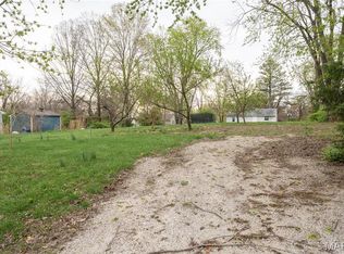 2804 Mulberry Ln, Saint Charles, MO 63303