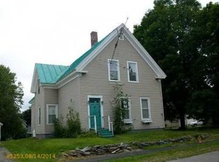 30 Park St, Madison, ME 04950