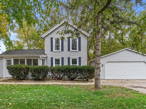 2809 Main STREET, East Troy, WI 53120