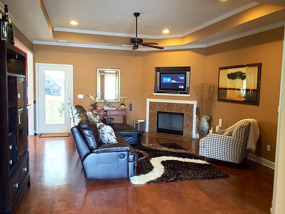 3rd image of 12532 Willow View Cir