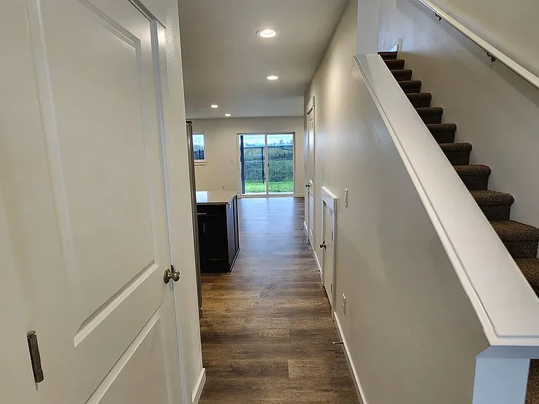 1010 Peach Rd — Photo 3