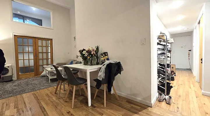 Rented by Compass | media 2