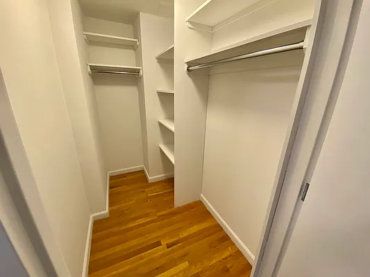 Rented by J PRESTON AND ASSOCIATES INC | media 20