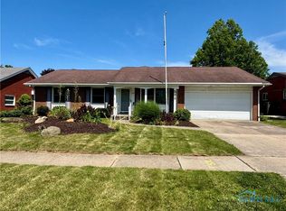 519 Lawson St, Oregon, OH 43616