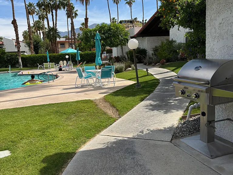 2240 S Palm Canyon Dr — Photo 28