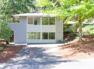 7130 SW Raleighwood Ln, Portland, OR 97225