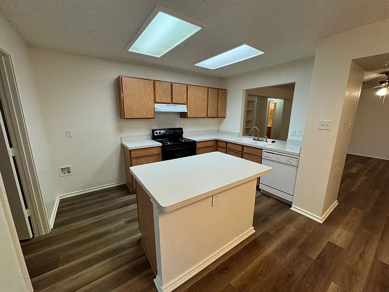 10137 Chapel Glen Ter — Photo 14