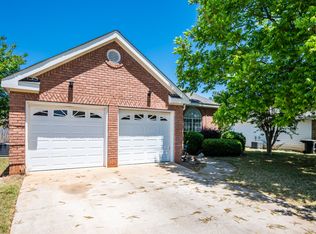 108 Cottage Ct, Centerville, GA 31028