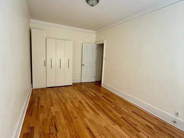 561 41st Street image 7 of 22