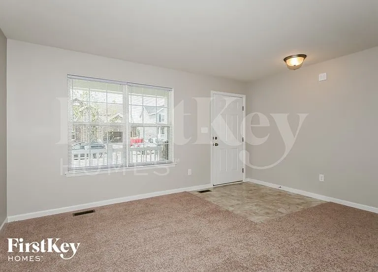 300 Dropseed Dr — Photo 5