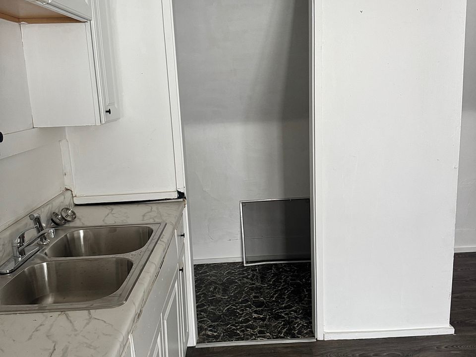 Updated kitchen with a full size pantry