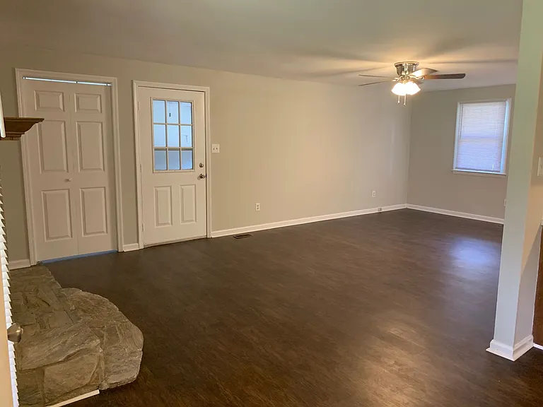 2995 Wonderland Ln — Photo 4