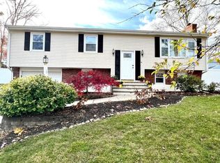 10 Clearview Dr, Milford, MA 01757