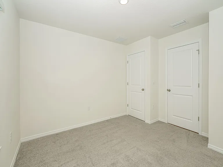 796 SE 66th Ter — Photo 11