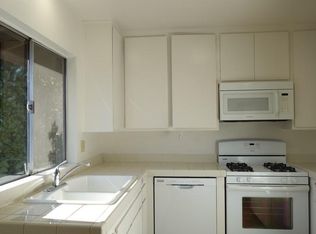 2028 De La Vina St APT C, Santa Barbara, CA 93105