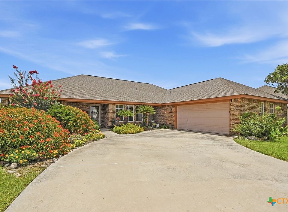 1st image of 145 Castlewood Dr