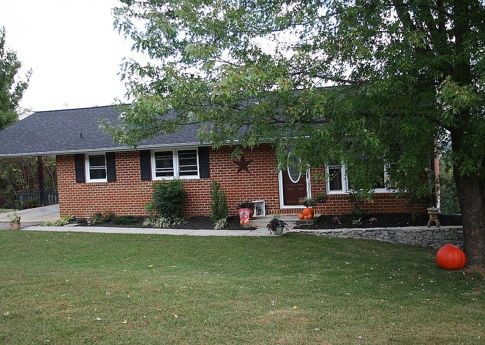1st image of 86 Berkshire Cir