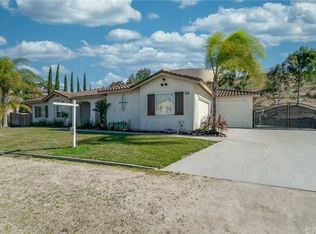 1493 Harness Ln, Norco, CA 92860