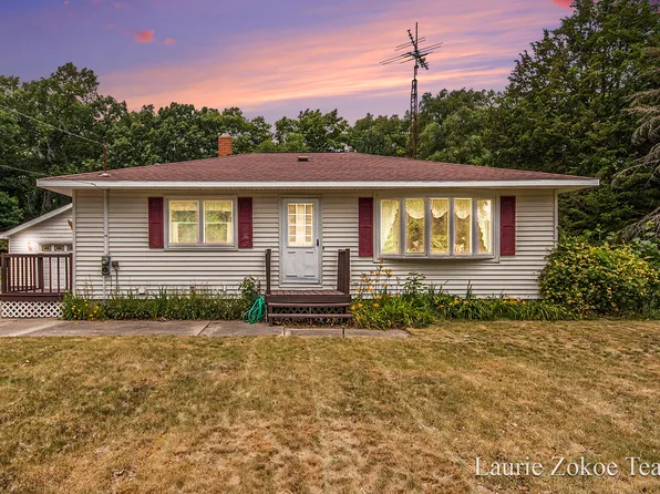 5476 Heights Ravenna Rd, Fruitport, MI 49415