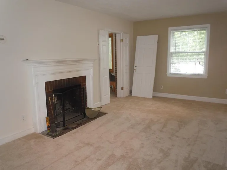 1801 Grace Church Rd — Photo 6