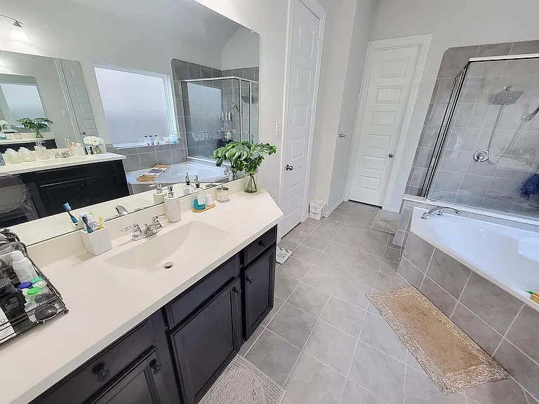 4010 Palmer Meadow Ct — Photo 34