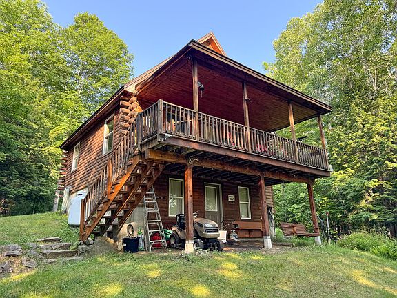 4th image of 254 Twin Pine Road
