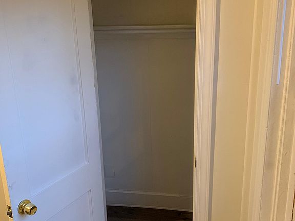 4th image of 103 W 27th St Unit 1