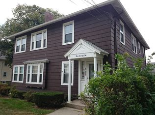 572 Lagrange St, West Roxbury, MA 02132