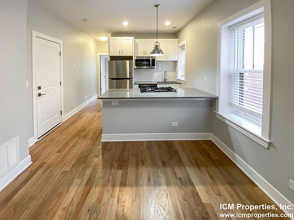 2nd image of 358 W Dickens Ave #3A
