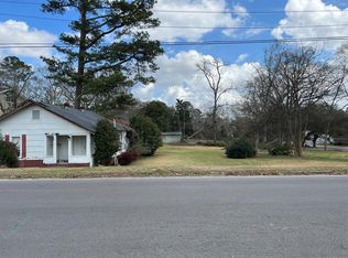 1015 N 14th Ave, Laurel, MS 39440