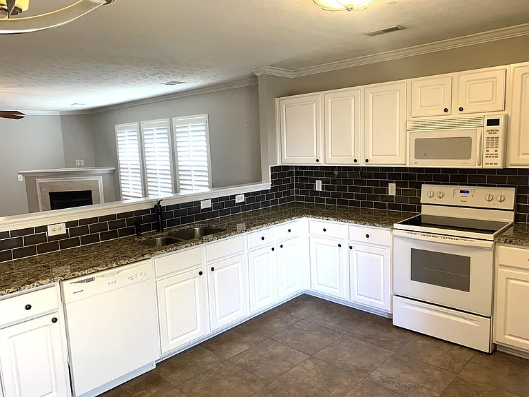 119 Trail Ridge Way — Photo 5