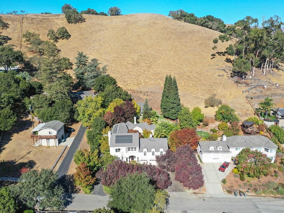 1st image of 411 Wright Ave