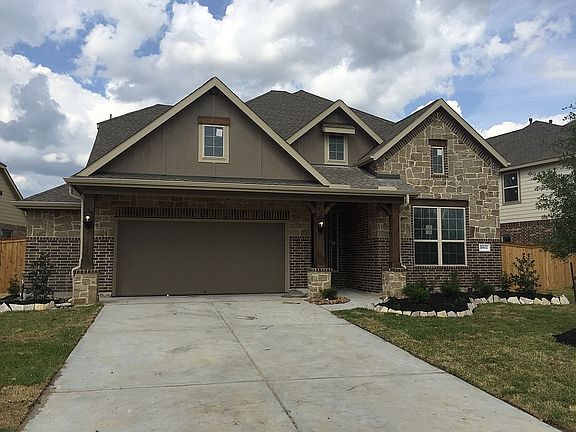 3rd image of 10602 Paula Bluff Ln