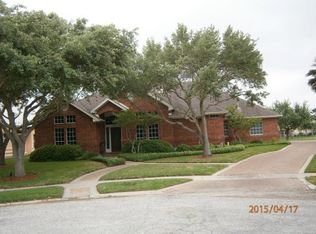 8001 Villefranche Dr, Corpus Christi, TX 78414