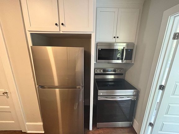 3rd image of 1615 Hollywood Dr #0