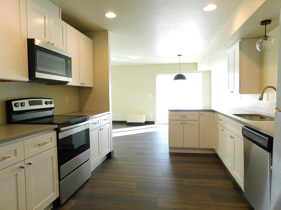 1st image of 785 Lake Francis Dr #1
