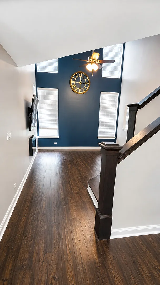 3 bed, 2.5 bath, $3,495 — Photo 4