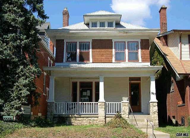 865 S. Chamlpion
