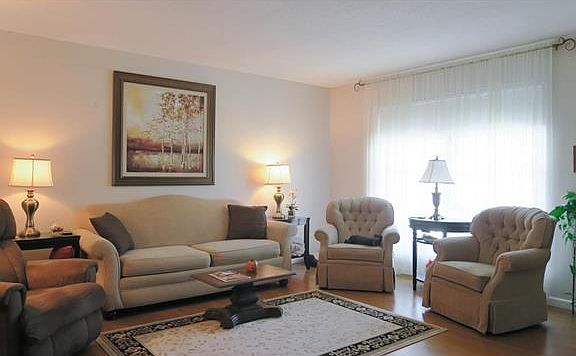 2nd image of 5605 Valleyside Ln