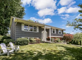 2654 Springhurst St, Yorktown Heights, NY 10598
