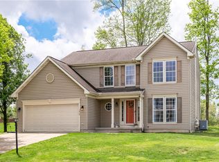 1818 Highlander Dr, Xenia, OH 45385